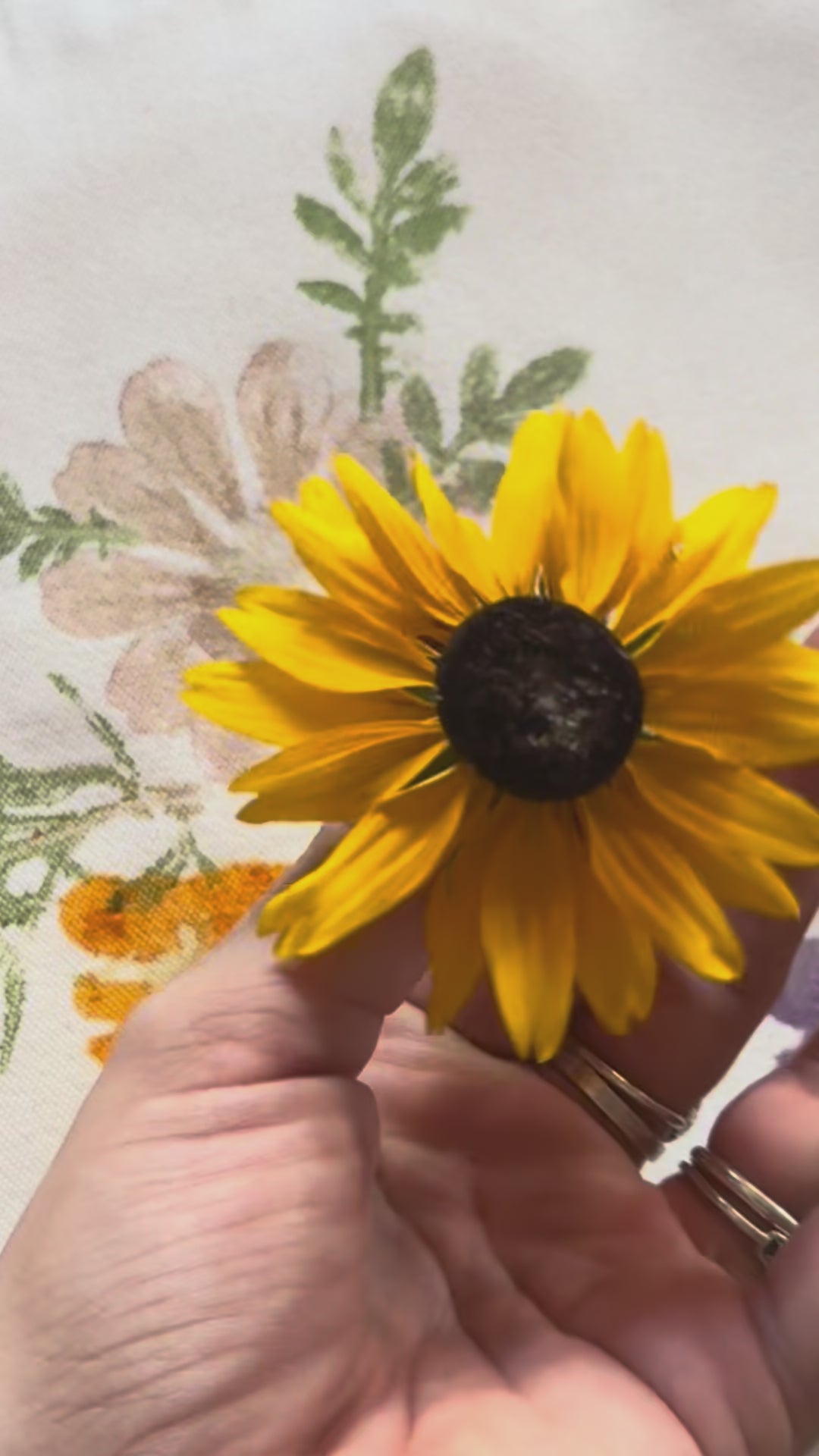 DIY FLOWER PRINT BAR